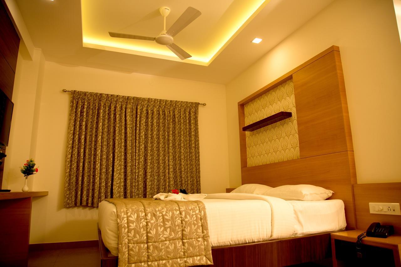 Hotel Grand Tree Coimbatore Exteriör bild